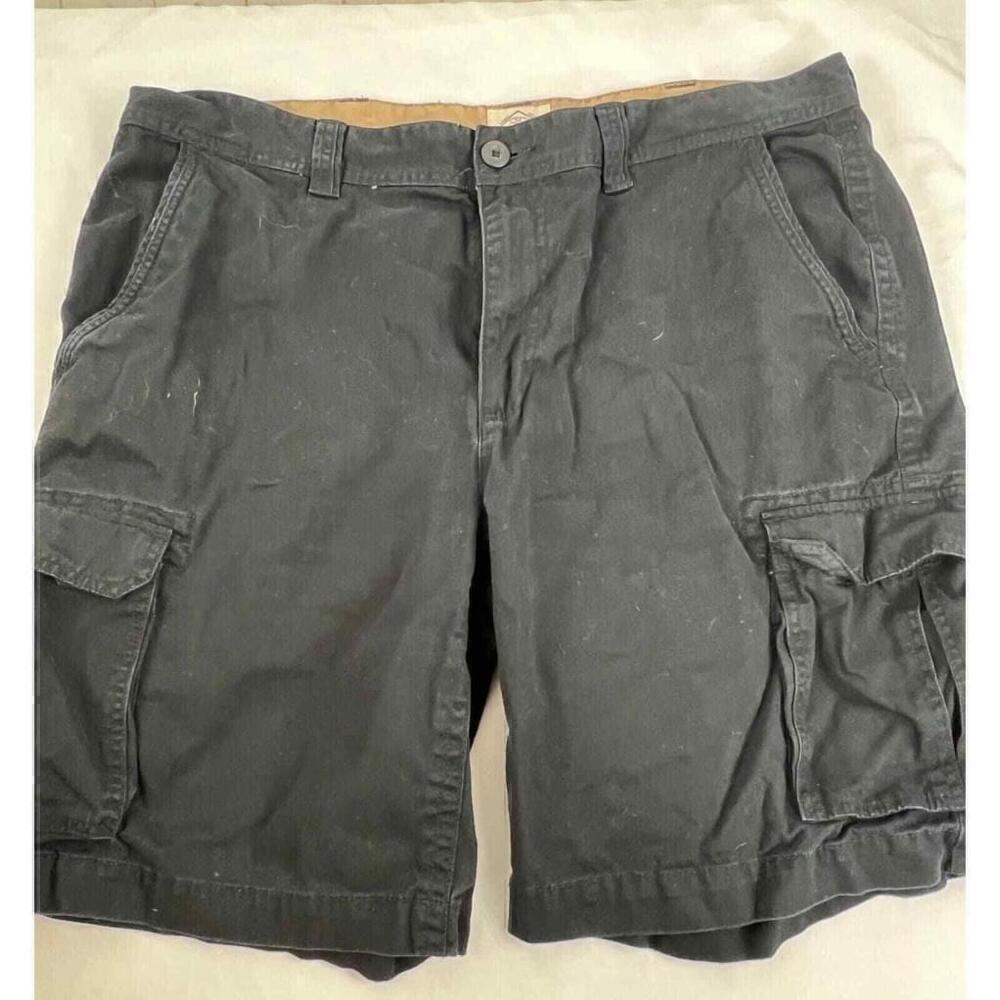 St. John’s Bay Men’s Big and Tall Cargo Shorts Black 100% Cotton Size 40 EUC